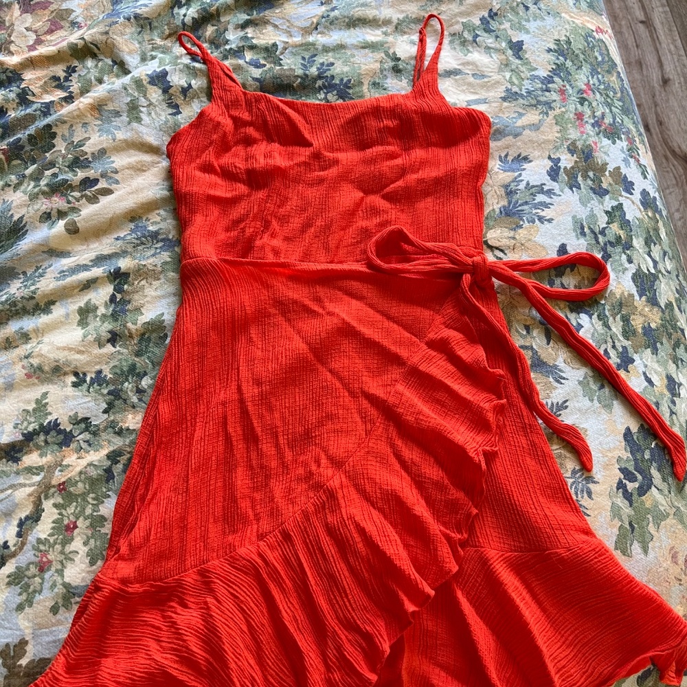 GB Wrap Dress - Picture 3 of 5
